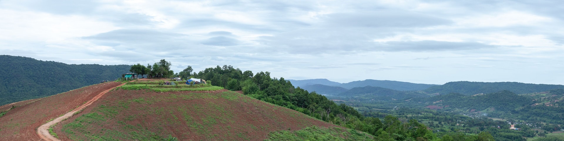 mountain camping site Na Thon Village, Na Phueng Subdistrict, Na Haeo District
Loei, Thailand