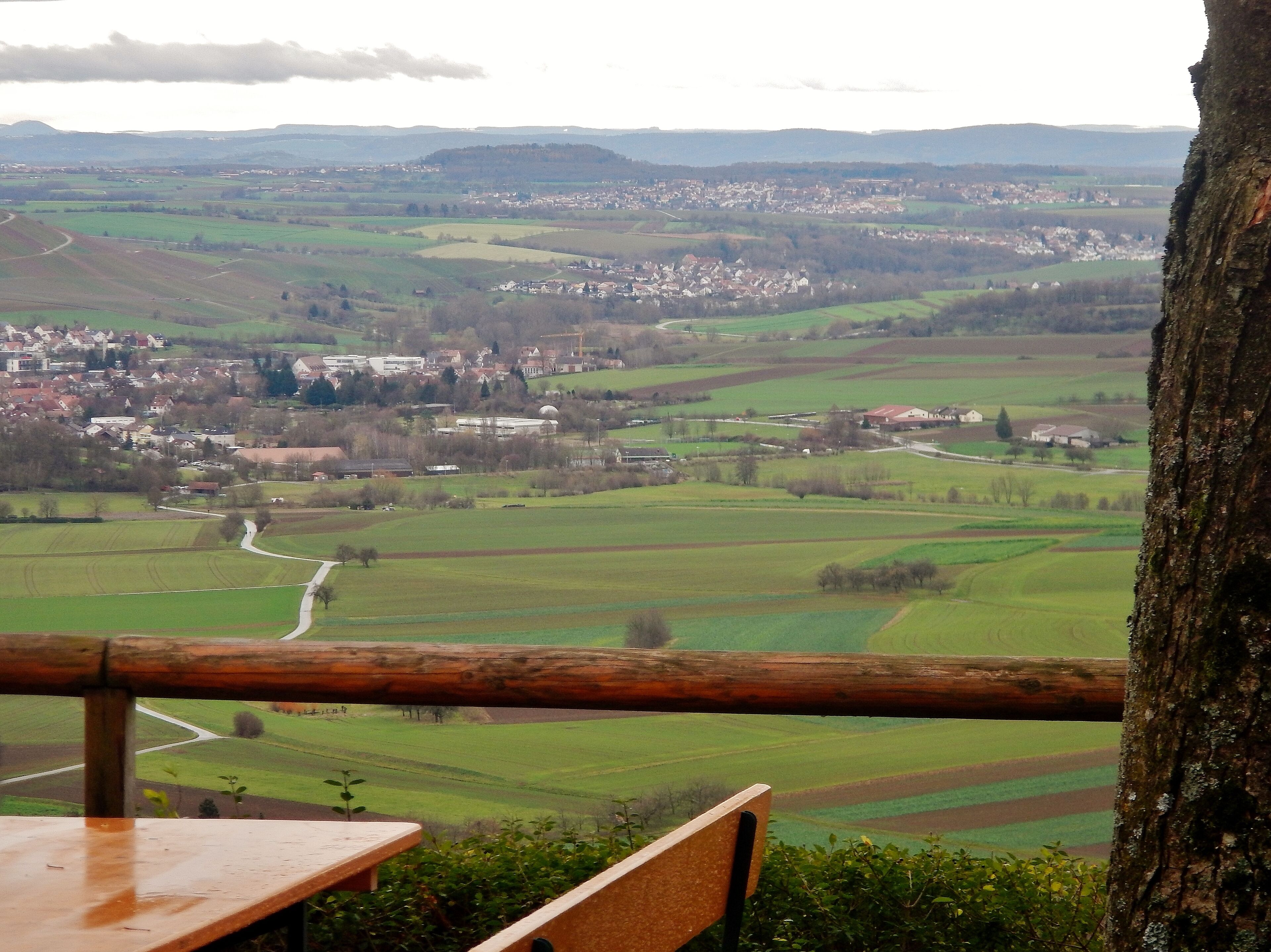Ausblick von der Berggaststätte auf dem Wunnensteinberg