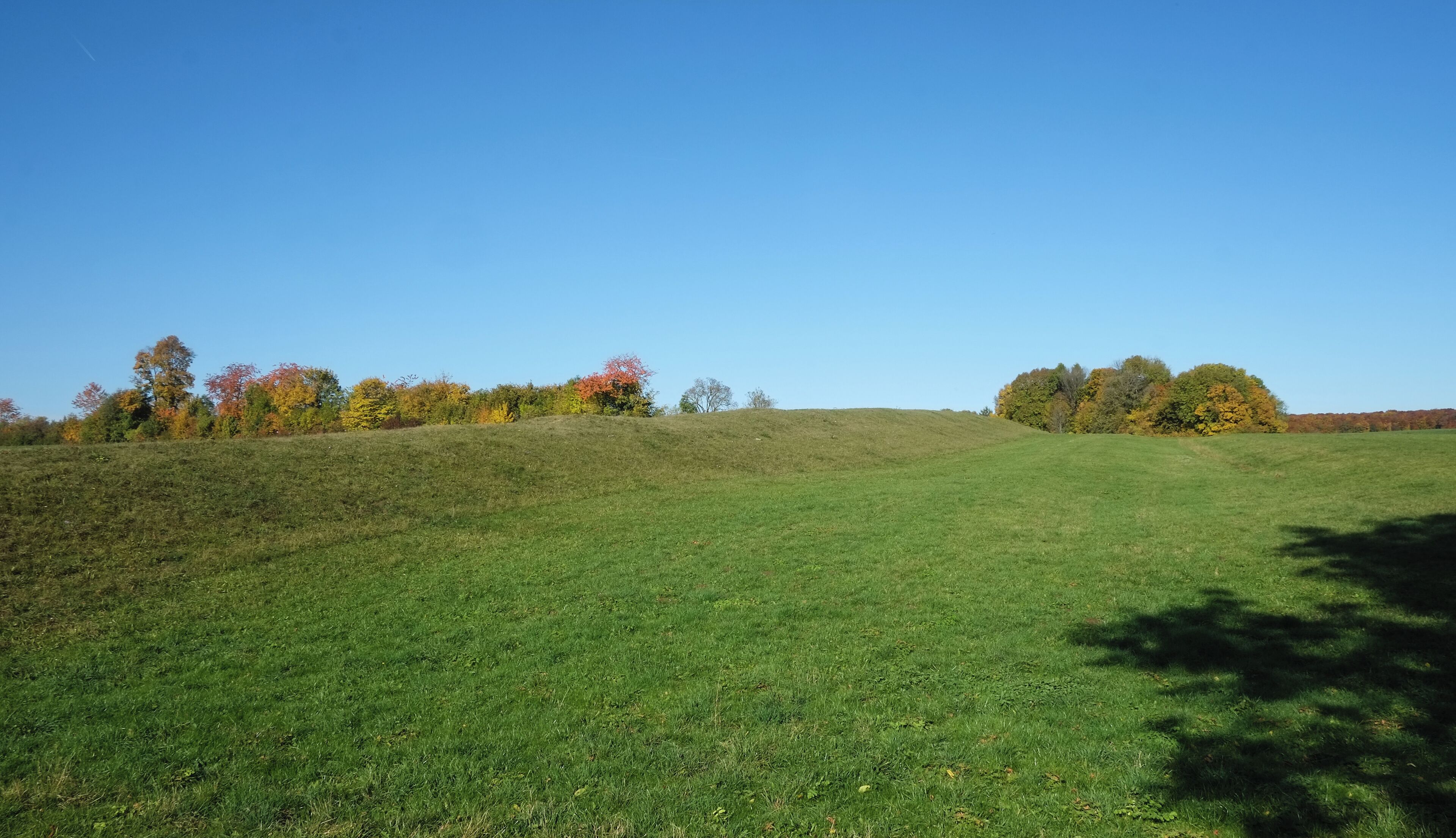 Celtic oppidum Heidengraben, earthworks of the Elsachstadt near Grabenstetten, Baden Wurttemberg, Germany