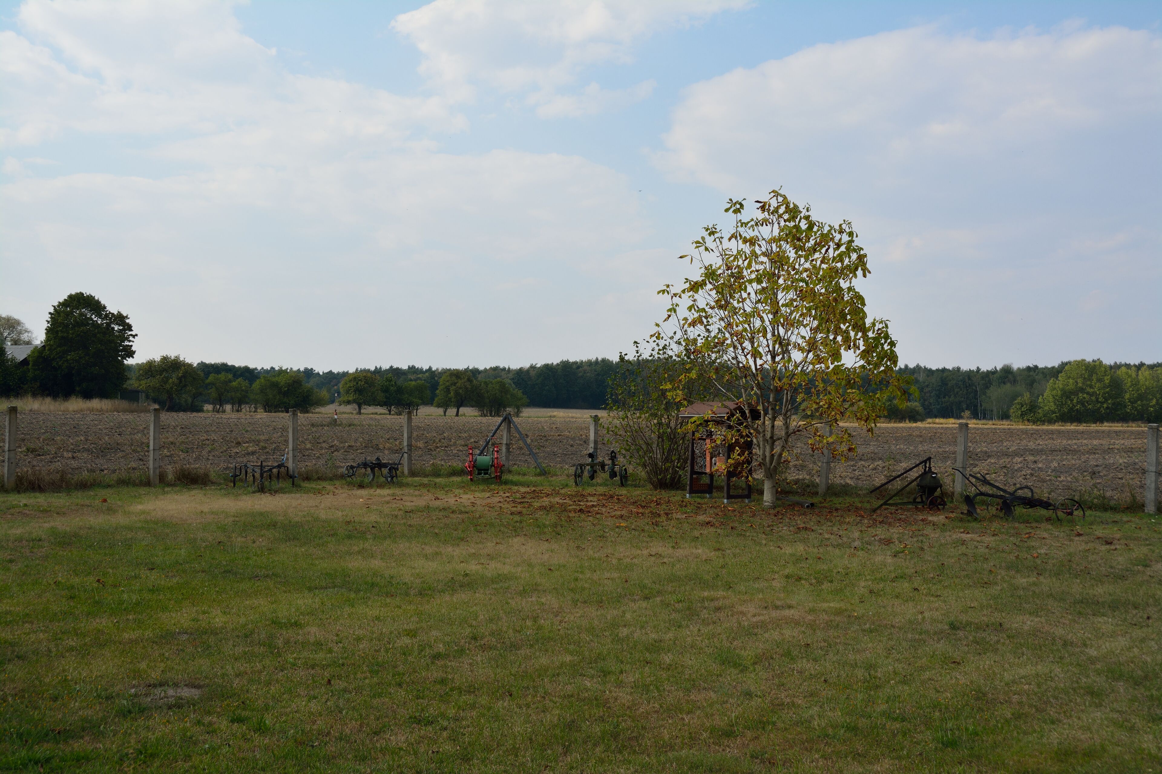 The making of this document was supported by the Community-Budget of Wikimedia Germany. To see other files made with the support of Wikimedia Germany, please see the category Supported by Wikimedia Deutschland.