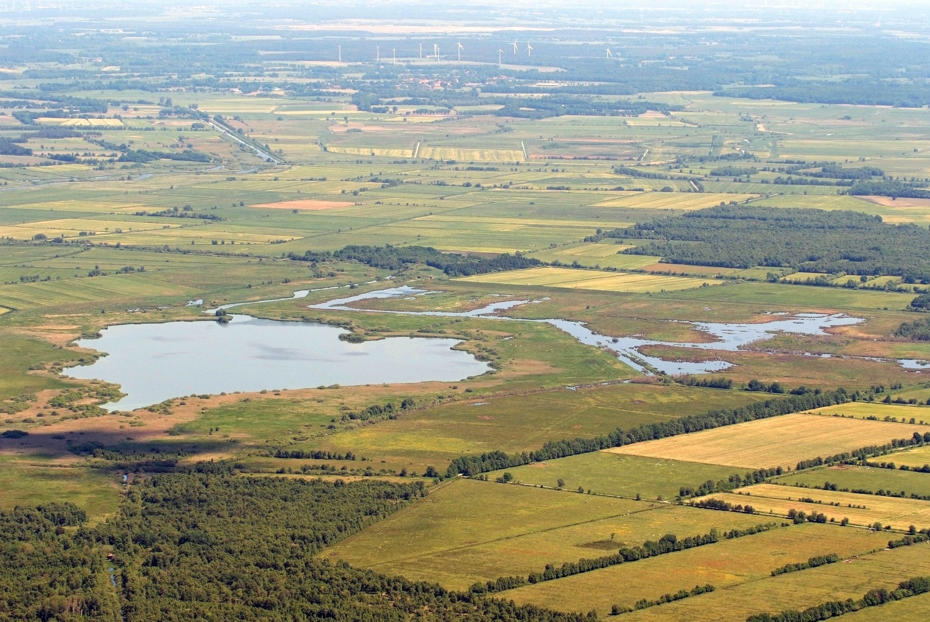 Luftbild vom Sellstedter See und Ochsentriftmoor (Fotoflug vom Flugplatz Nordholz-Spieka über Cuxhaven und Wilhelmshaven)