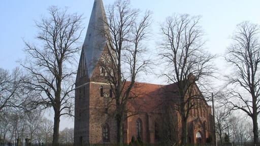 Kirche in Diedrichshagen Mecklenburg-Vorpommern / Church in Diedrichshagen Mecklenburg-Western Pomerania