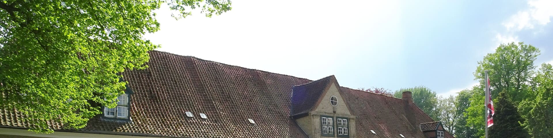 Gut Hasselburg, südlicher Flügel