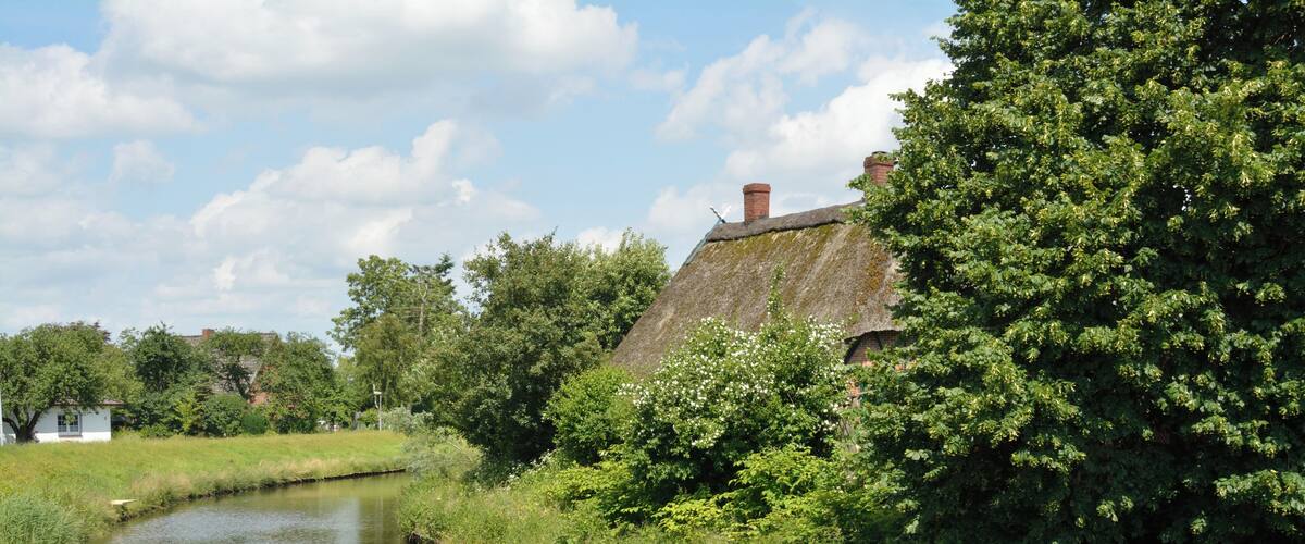Die de:Bekau in de:Brekdorf
