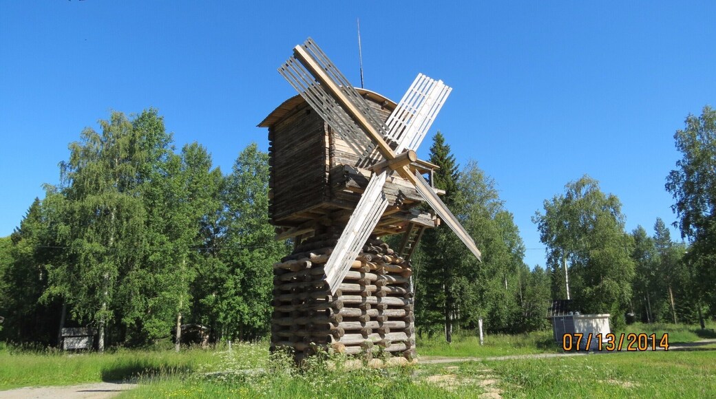 one of the largest outdoor museum of Russian wooden architecture in the country