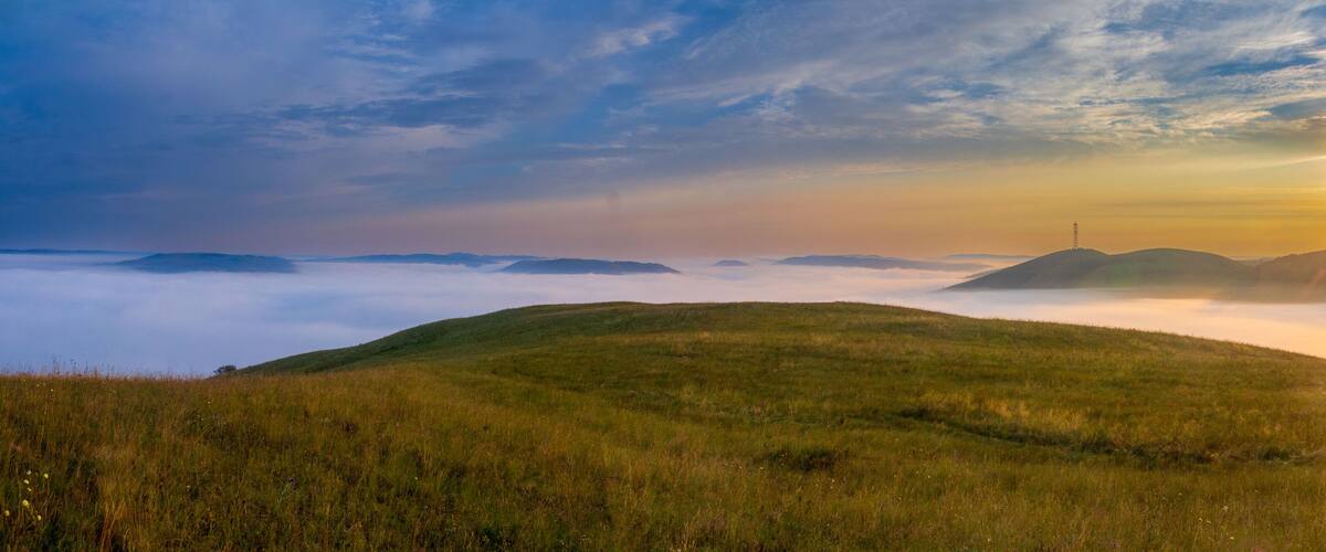 Karamurun-tau is a picturesque mountain range of the Orenburg region.