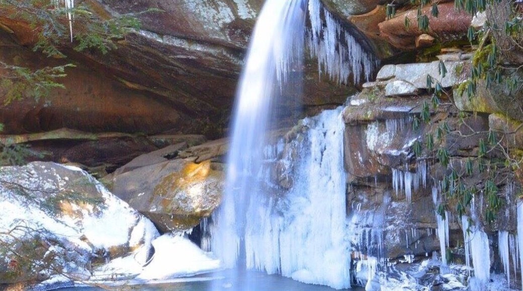 Got to take a hike up here when it was a little colder. Beautiful place.