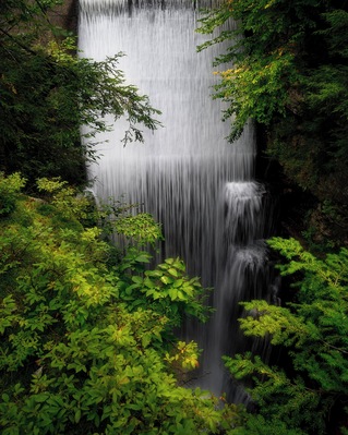 Beautiful access to the falls is the main reason to stay here or visit for the day. The campsites are well maintained and a lot of necessities are immediately available at the camp office.
They have a decent little playground for kids and a large field for other activities.
#Adventure