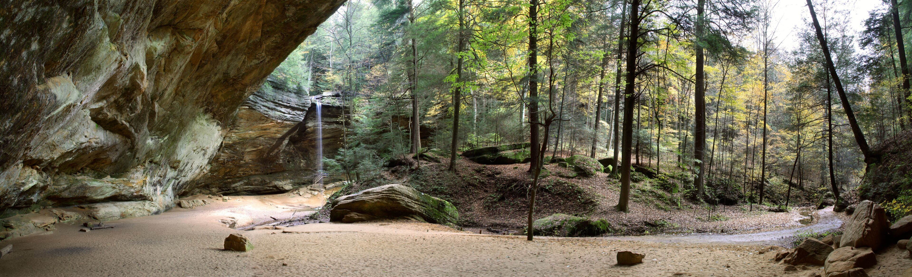 Ash Cave