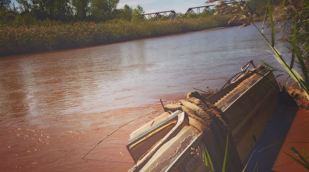 This is a neat drive up the South Canadian River, a lot of cool scenes like this if you have a high clearance vehicle.
