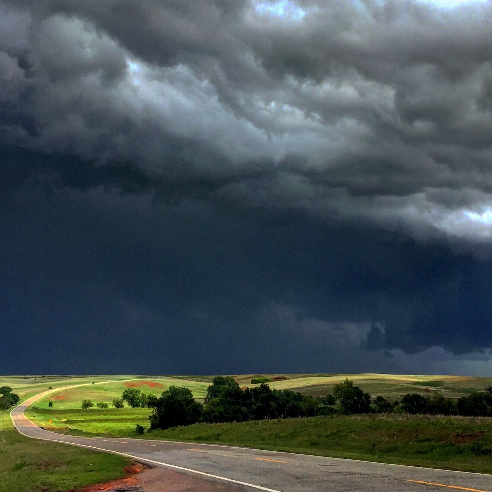I came up on this beautiful Oklahoma stormy scene on Highway 33 west of Hammon, Oklahoma. #SpringFun