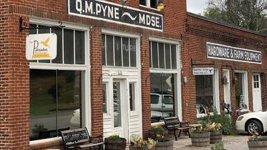 Good eats! Beautiful landscape