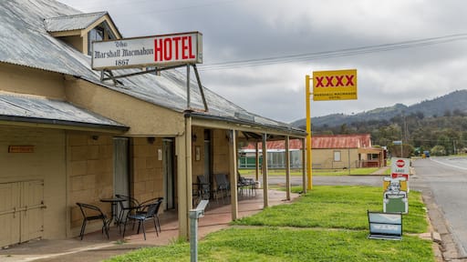 Wallabadah featuring a small town or village and signage