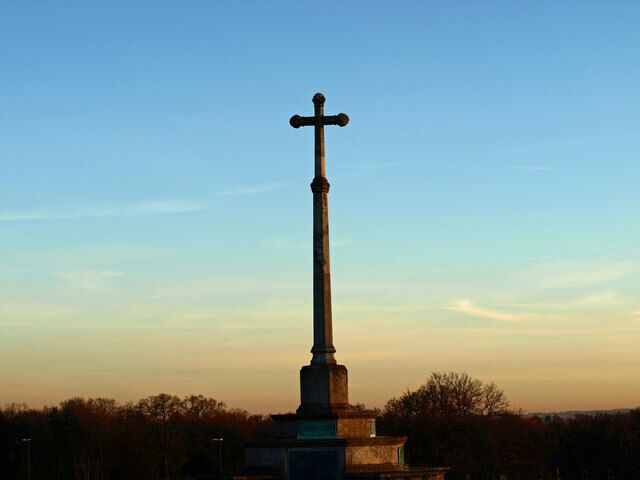 The other memorial in Ampthill Park This is a memorial to the troops who were billeted in Ampthill Park whilst being trained, prior to them taking part in the battles in Northern France during world war one.