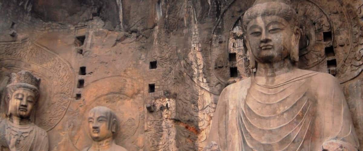 Housing tens of thousands of statues of Buddha and his disciples, The Longmen Grottoes or Longmen Caves are one of the finest examples of Chinese Buddhist art.