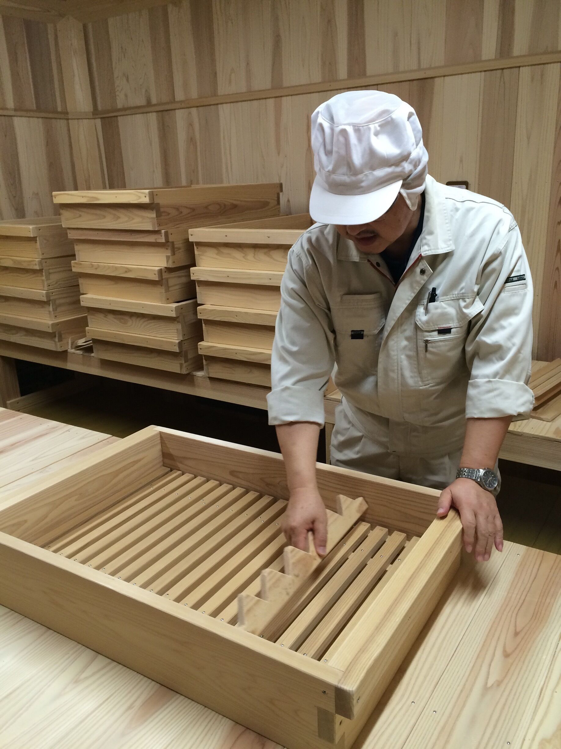 A well known #sake brewery famous for ageing sake in a 600m long caves in the mountains in Japan. Known as Shimazaki Sake Brewery.