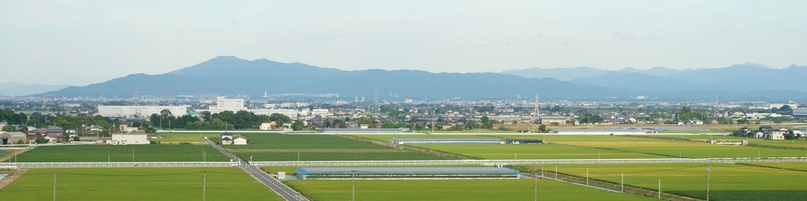 The Minō Mountains in Fukuoka prefecture. This is the view from west(Tower at City hall Chiroda branch office in Kanzaki city, Saga prefecture).