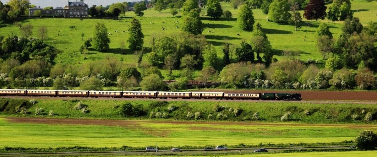 Pullman Express at Newton-St-Loe