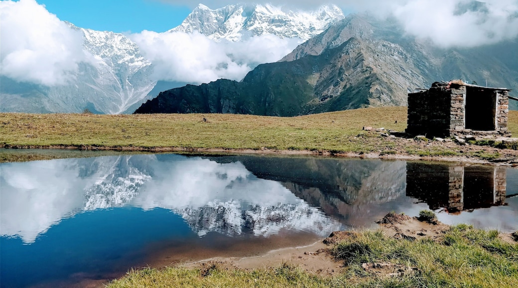 beauty of the mountains and colors of nature.