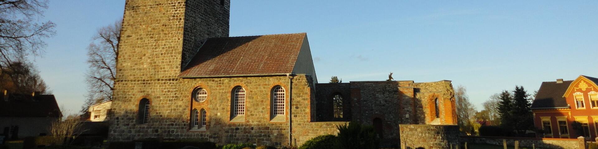 This is a picture of the Brandenburger Baudenkmal (cultural heritage monument) with the ID