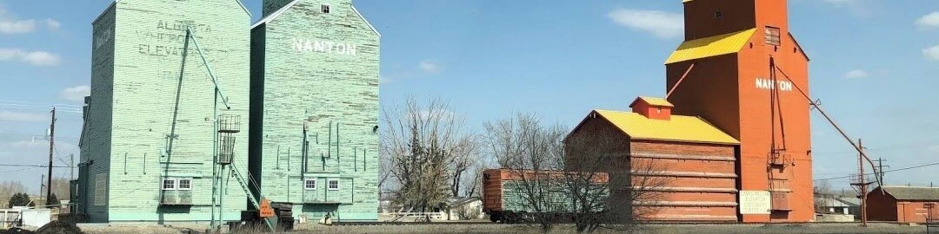 Nanton, a town about an hour south of Calgary, raised funds to preserve three elevators, now richly painted and converted to a museum and an art gallery.
#LikeALocal
#Golden