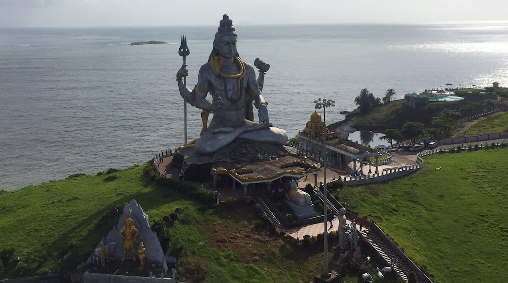 #simplymajestic
#omnamahshivay
#wanderlust
#India