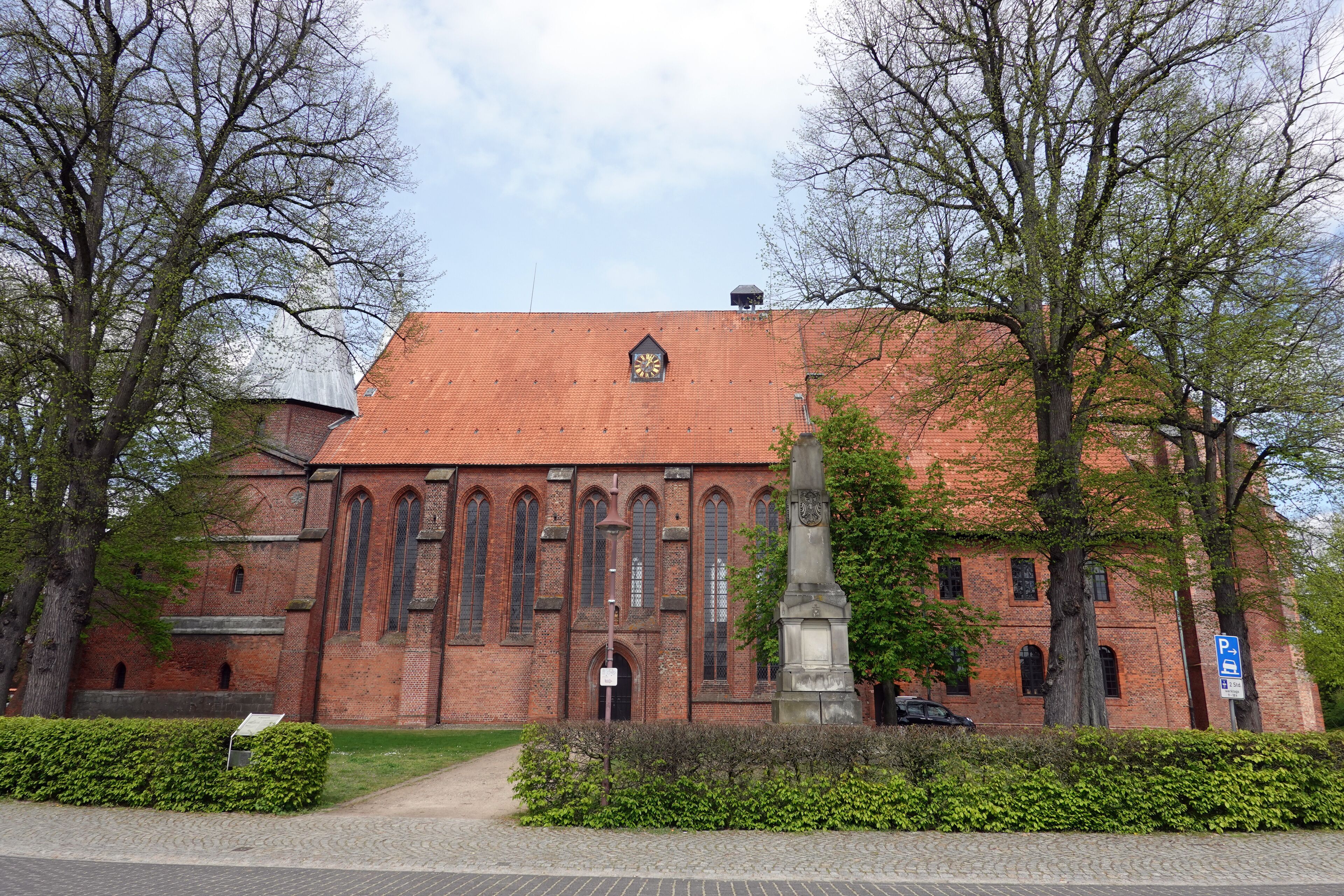Dom Sankt Peter und Paul, gotische Hallenkirche in Bardowick
