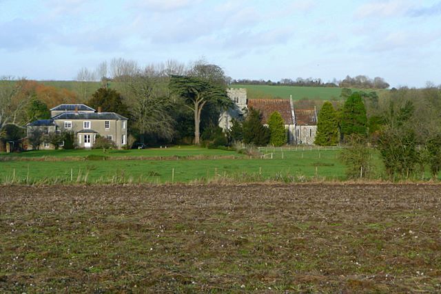 Towards Odstock church The house and the church are in SU1526. These arable fields, part of Odstock farm, are in this square.