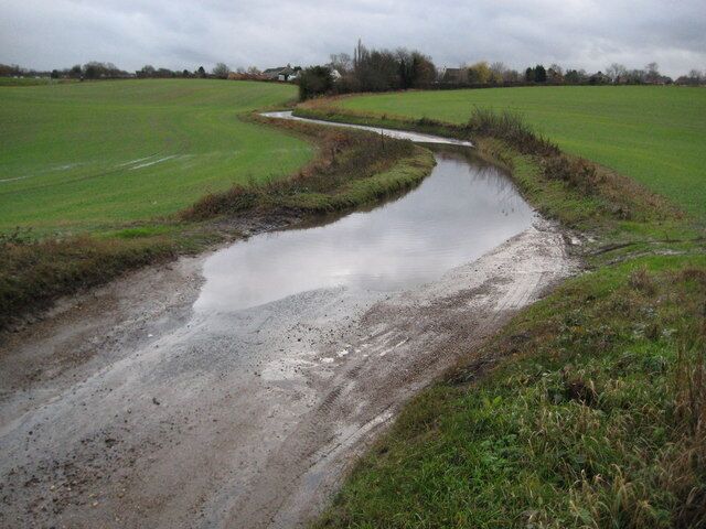 Burnham Green: White Horse Lane (flooded) Torrential rain produces pockets of flooding on minor country lanes.