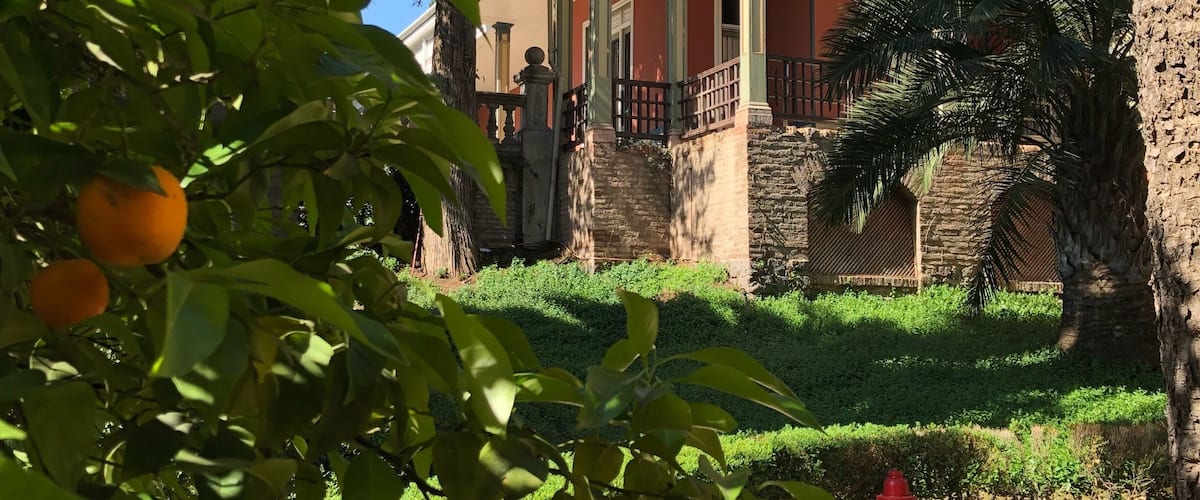 At the foot of the scenic Andes is the regal Hotel Casa Real, located on the beautifully kept grounds where you can stroll the property, peek into their small Catholic Church, taste a variety of their wines, catch a ride on their horse drawn carriage or visit their museum and gift shop.