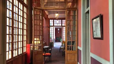 Looking for something special? Donât stand there looking in. Book a stay here!