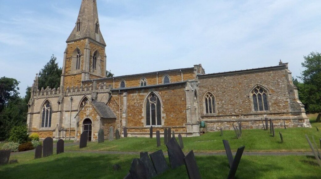 Gaddesby church and churchyard