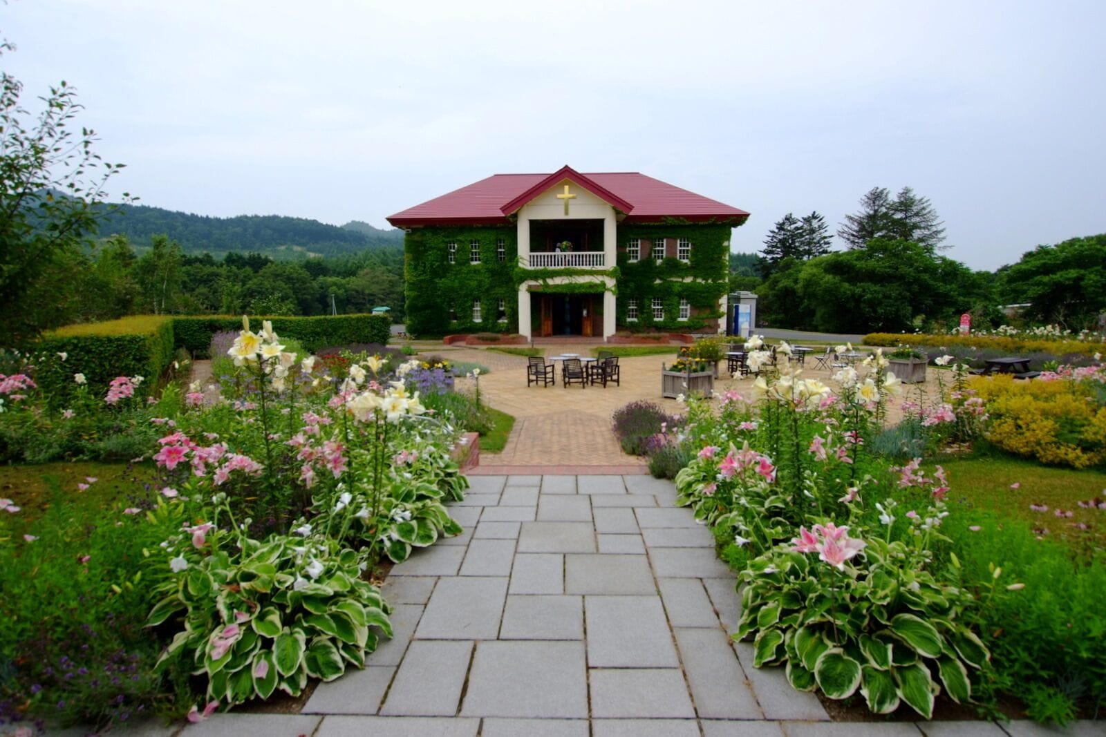 ゆにガーデン 教会