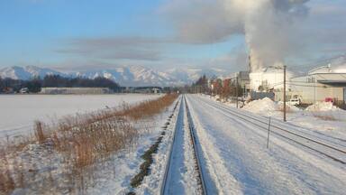 日高山脈と製糖工場(Mts.Hidaka & Sugar mill)