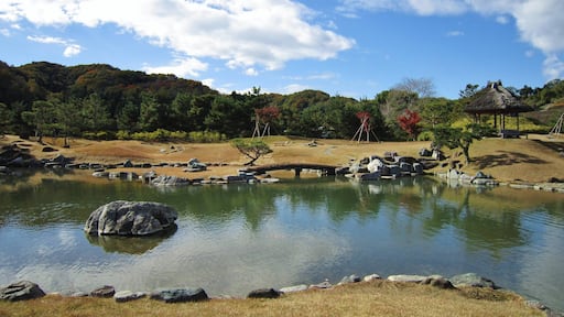 Rakusan-en Konmei Pond.