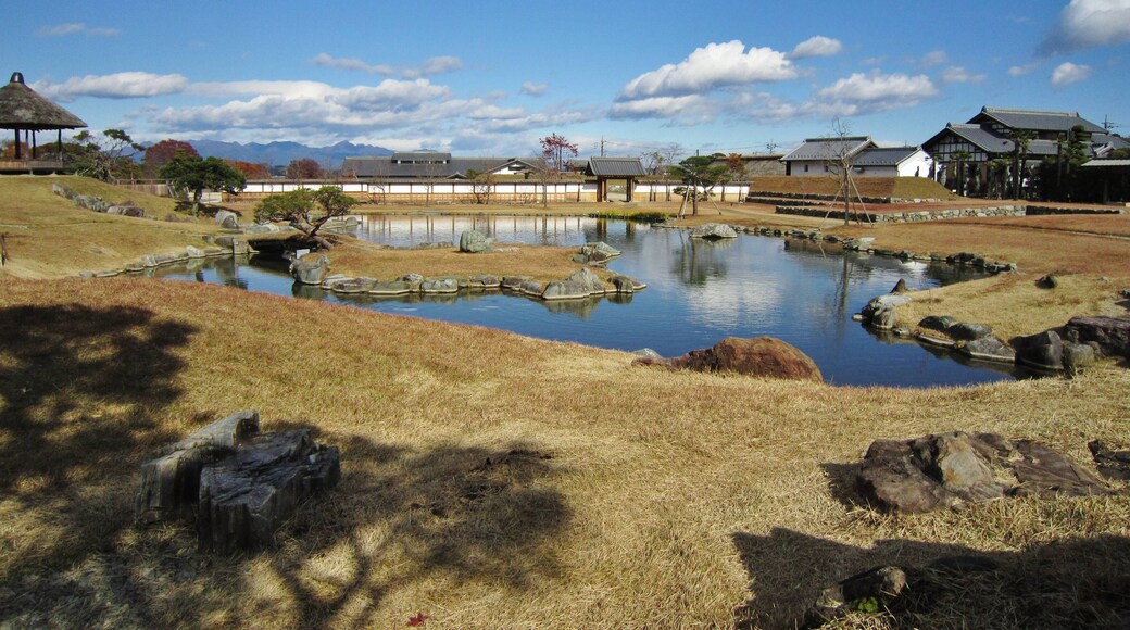 Rakusan-en Konmei Pond.