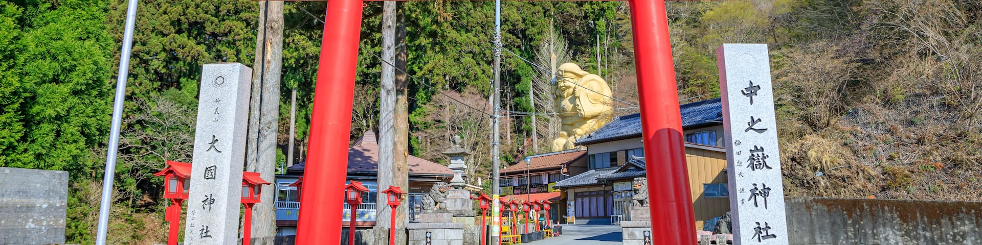 春の中之嶽神社 群馬県甘楽郡 Nakanotake Shrine in Spring. Gunma Pref, Kanra gun.