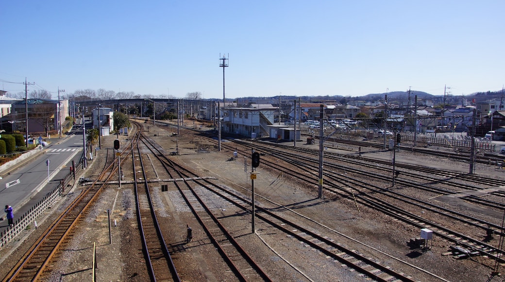 The view looking east from Yorii Station in Saitama Prefecture, Japan, with the JR Hachiko Line on the left, Chichibu Main Line in the middle, and Tobu Tojo Line on the right