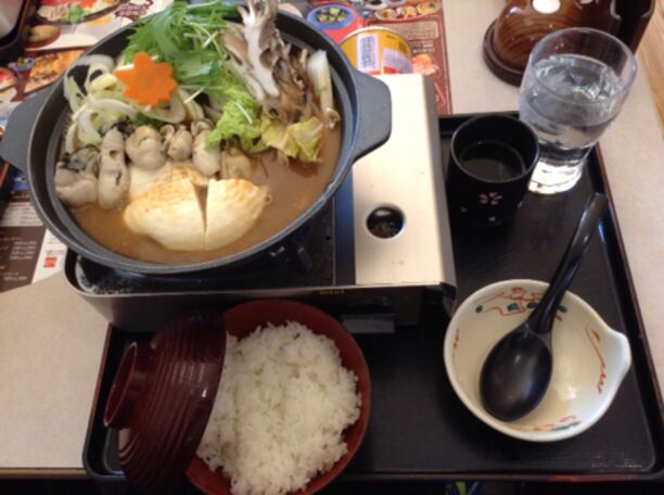 Winter's favorite: a boiling hotpot of seafood and tofu