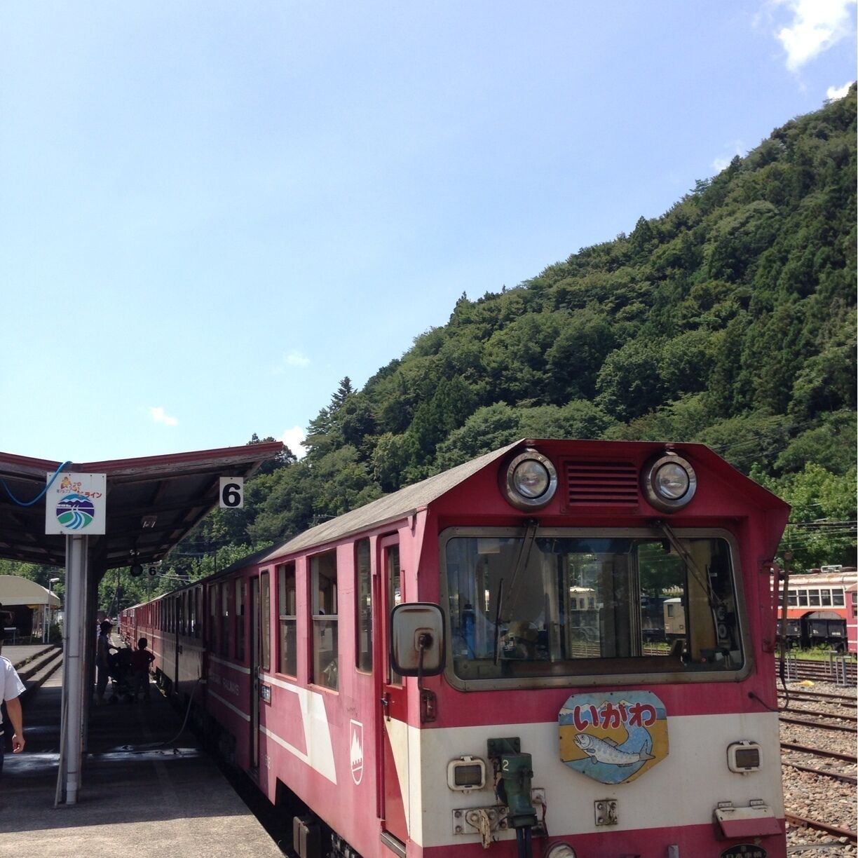 大井川鉄道の千頭駅で、アプト式井川線に乗り換え。 