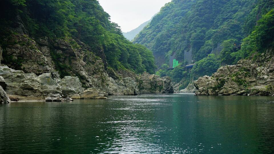 Yoshino River Flow and Oboke and Koboke Gorges in Tokushima, Japan - 日本 徳島県 吉野川 粗谷 大歩危 小歩危