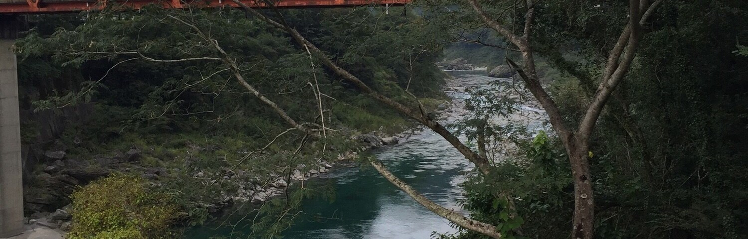 This beautiful canyon is a stunning place to go rafting down the river