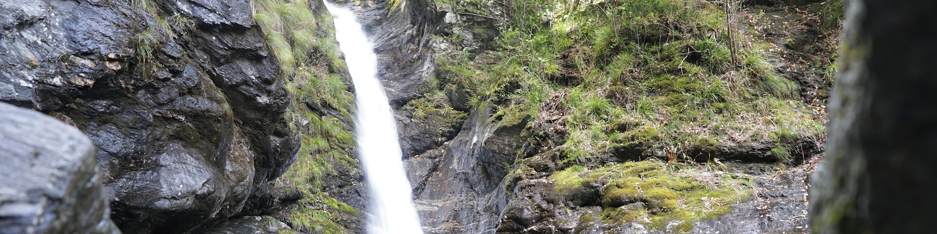 小金滝……の下流にある小さな滝