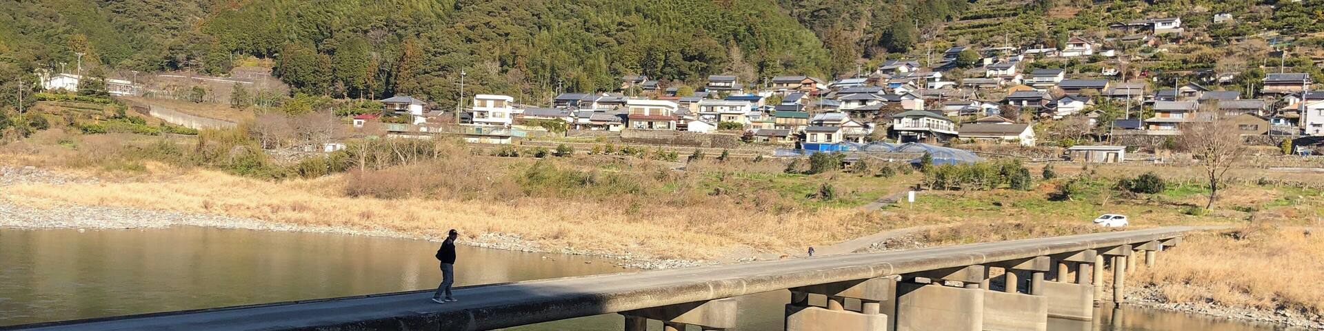 There bridge designed to be underwater during a flood.