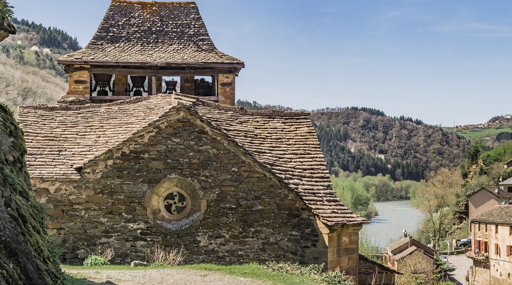 This building is inscrit au titre des Monuments Historiques. It is indexed in the Base Mérimée, a database of architectural heritage maintained by the French Ministry of Culture, under the reference PA00093977 .