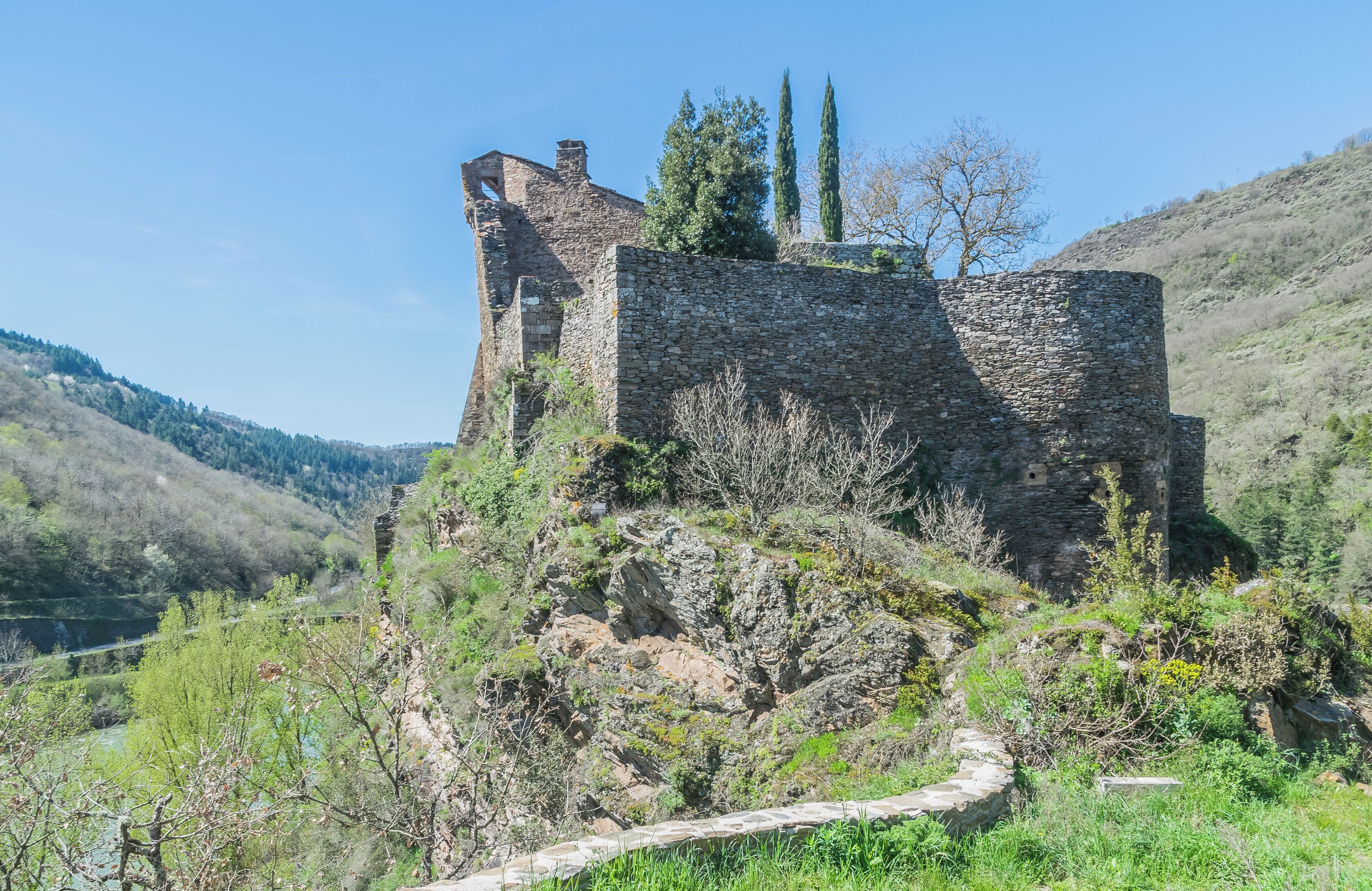 This building is classé au titre des Monuments Historiques. It is indexed in the Base Mérimée, a database of architectural heritage maintained by the French Ministry of Culture, under the reference PA00093976 .