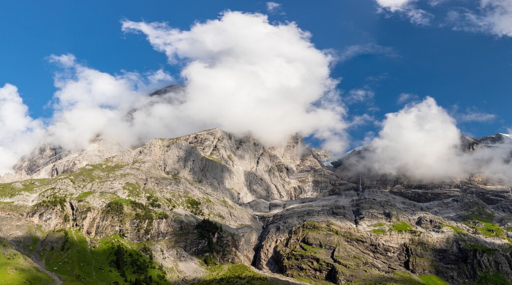 Wellhorn in Wolken, Rosenlaui, Berner Oberland, Schweiz