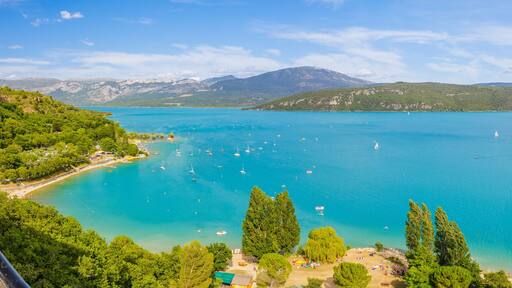 サントクロワデュヴェルドン