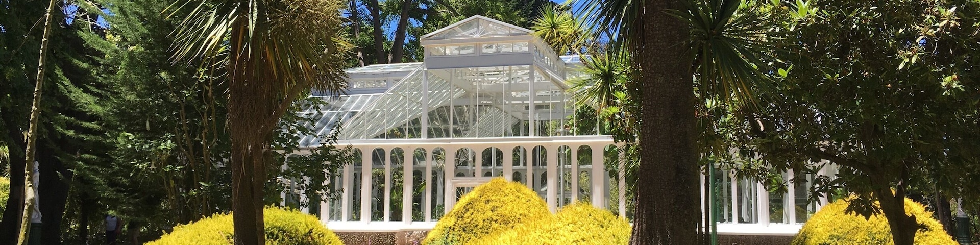 A perfect place for a weekend stroll through a park. The nearby historical museum has an in-character guide, who takes her job very serious. - There is lots to explain about Lota.
The real place to remember from Lota is the Chiflon del Diabolo. This former operational undersea coalmine is now a national monument and it is open to the public. No need to have your Chilean up to date. The once-miners-now-tour-guides communicate through their heart and soul.
http://www.plataformaurbana.cl/archive/2013/10/23/guia-urbana-de-chile-parque-isidora-cousino-y-mina-chiflon-del-diablo-lota/
- get a combi ticket to visit all three: park, museum, mine.