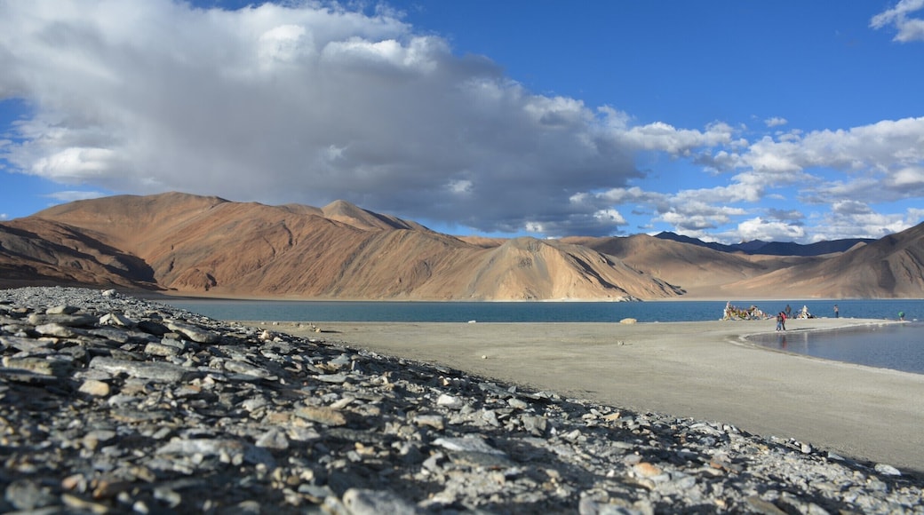 A serene, cold and beautiful lake, Pangong Lake. #WinterWonders #lifeatexpedia